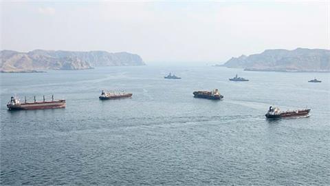 Oman Proposes Hormuz Management System With Voluntary Fees, Source Says